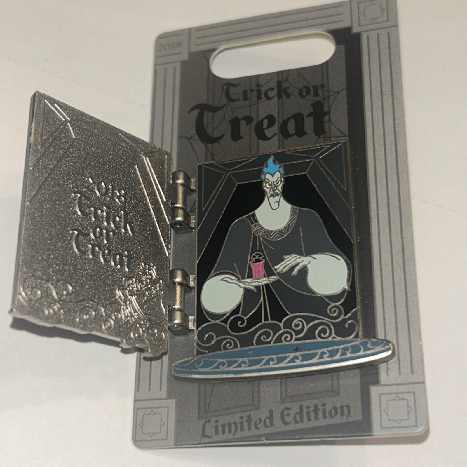 Disney Pin Trick Or Treat Hades Pain Panic Le 2018 Halloween Door Le Villains