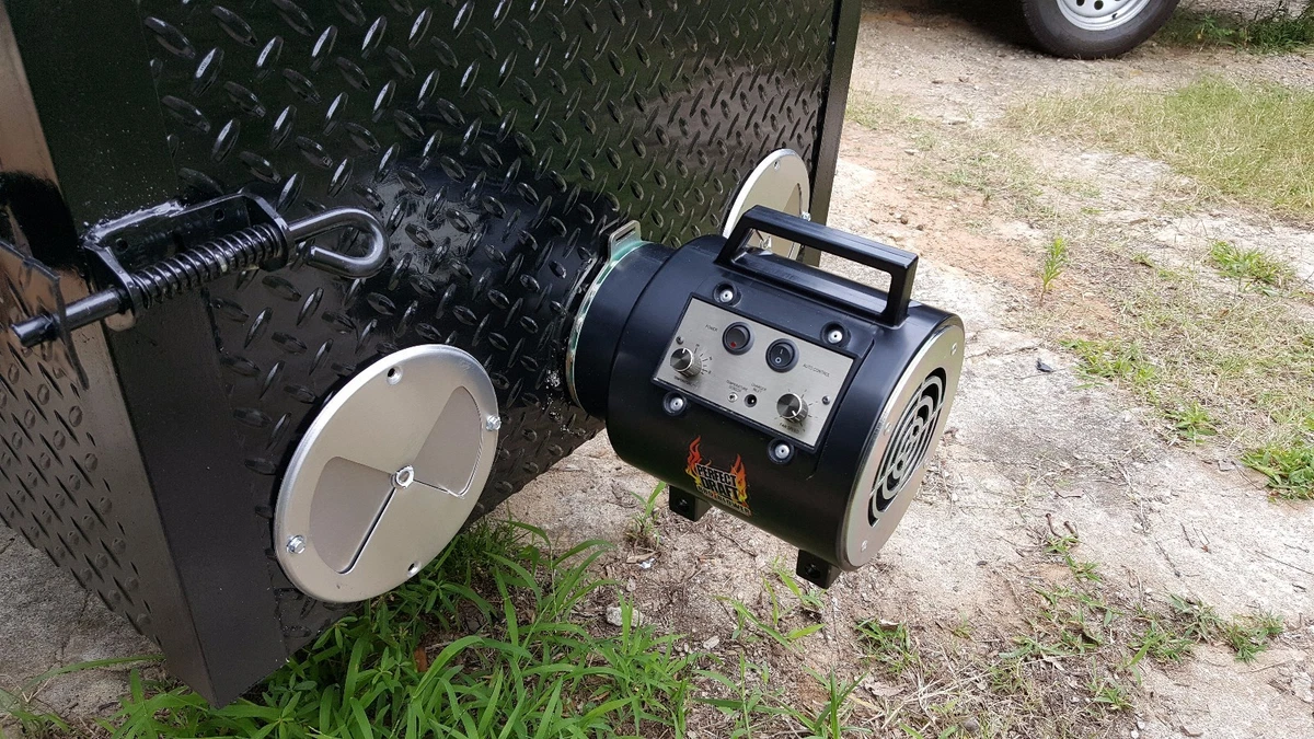Perfect draft bbq blower top