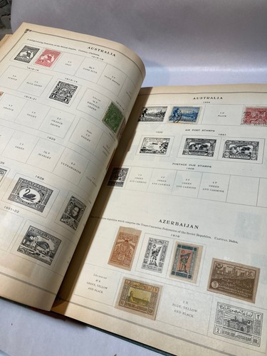 RARE ANTIQUE ALBUM 1935 INTERNATIONAL POSTAGE STAMP JUNIOR EDITION MANY STAMPS - Picture 8 of 17