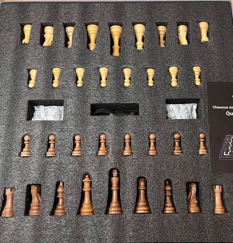 Chessnut Pro elektronisches Schachbrett-Set, Vollholz-Schachfiguren, Anerkennung - Bild 5 von 5