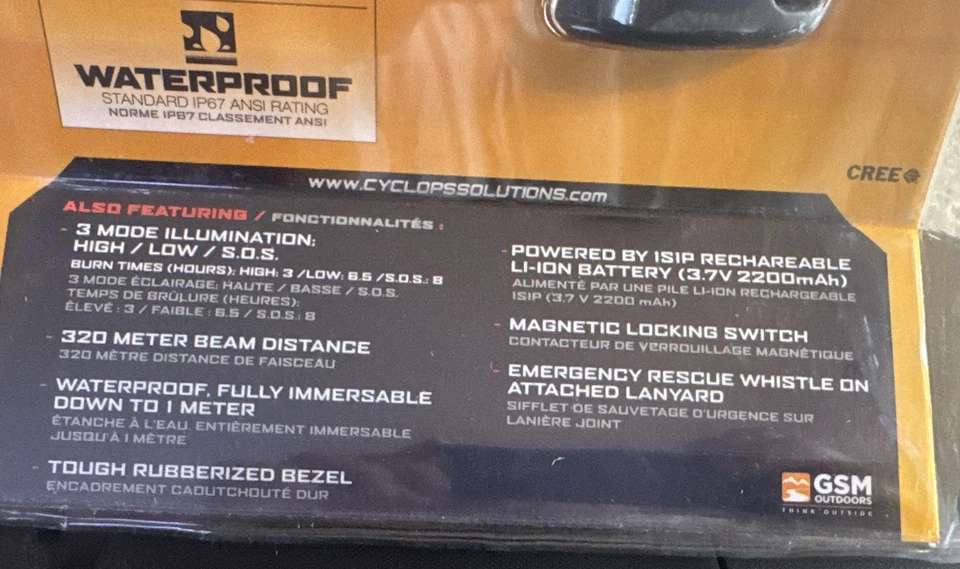 Foco LED impermeable Cyclops 3 vatios 300 lúmenes batería recargable Foto 3 de 4