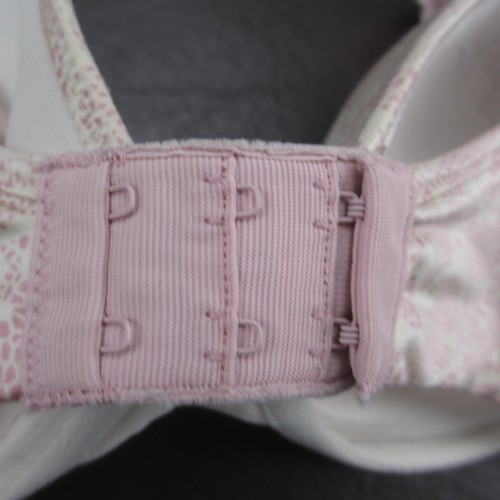 Barely There Bra 36C Pink Floral Padded Underwire Adjustable Clasp Back - Picture 9 of 11