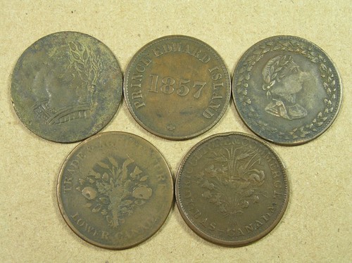 1812 to 1857 Canada Lot of 20 diff Pre-Confederation Tokens, diff dates-types - Picture 9 of 12