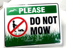 Lawn Out Door 4pc Please DO NOT MOW Corrugated w/Stakes Signs NIP