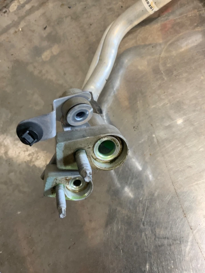 2013 - 2016 LINCOLN MKZ MONDEO AC AIR CONDITIONING PIPE HOSE OEM DS7H-19E881-AC - Image 2 of 4