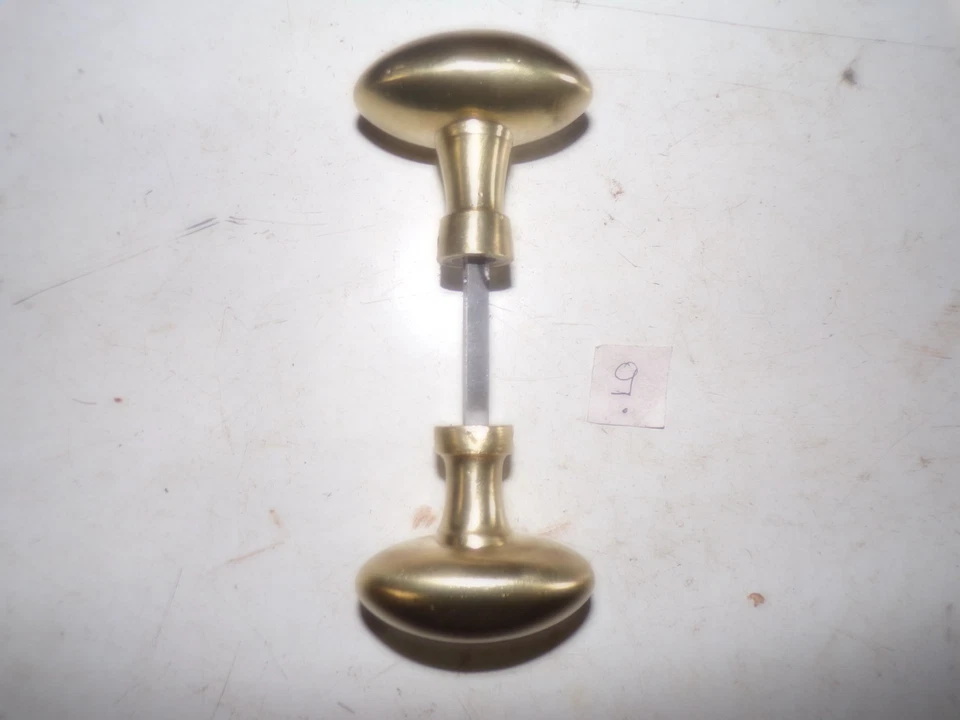 Poignées de porte anciennes en laiton - Photo 1/1