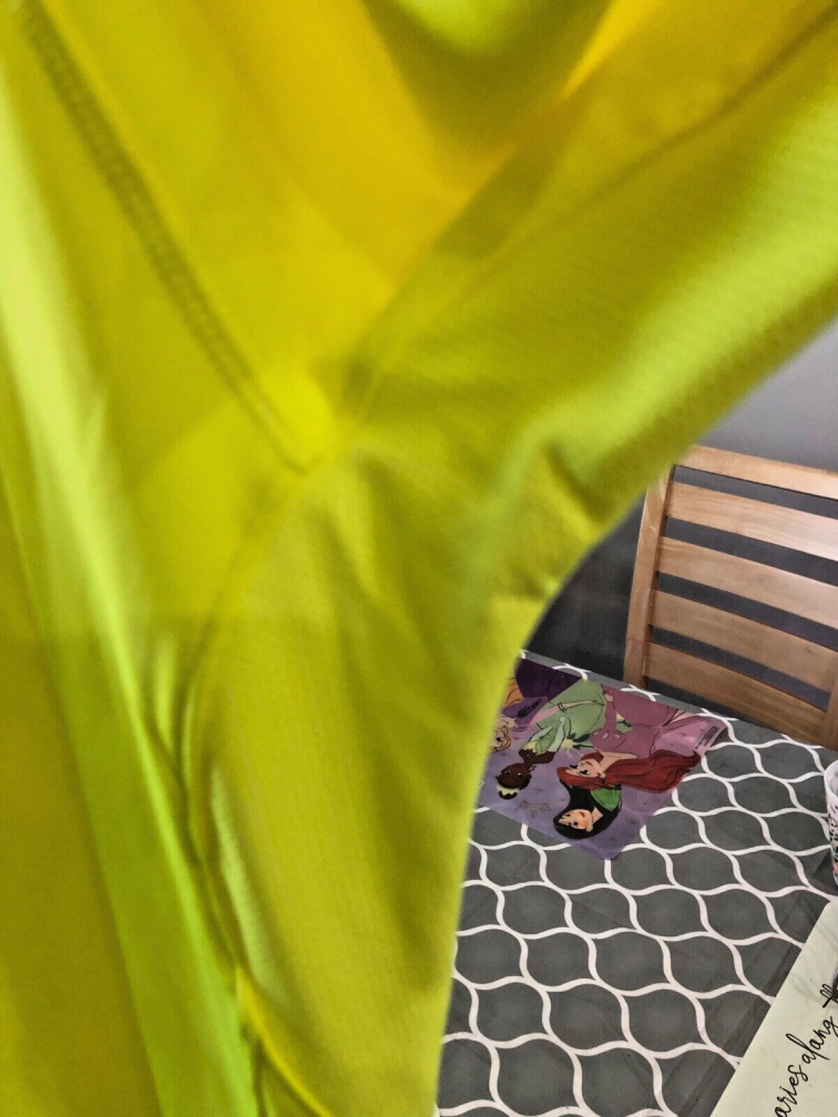 NEW Saucony XLarge Long Sleeve Running Cycling   1/4 Zip Legacy Yellow XL thumbnail 9