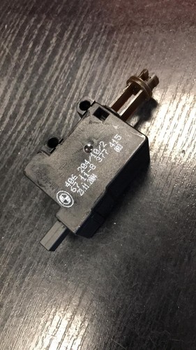 BMW E60 5er E61 E63 E64 Stellmotor Stellmotor 8377415