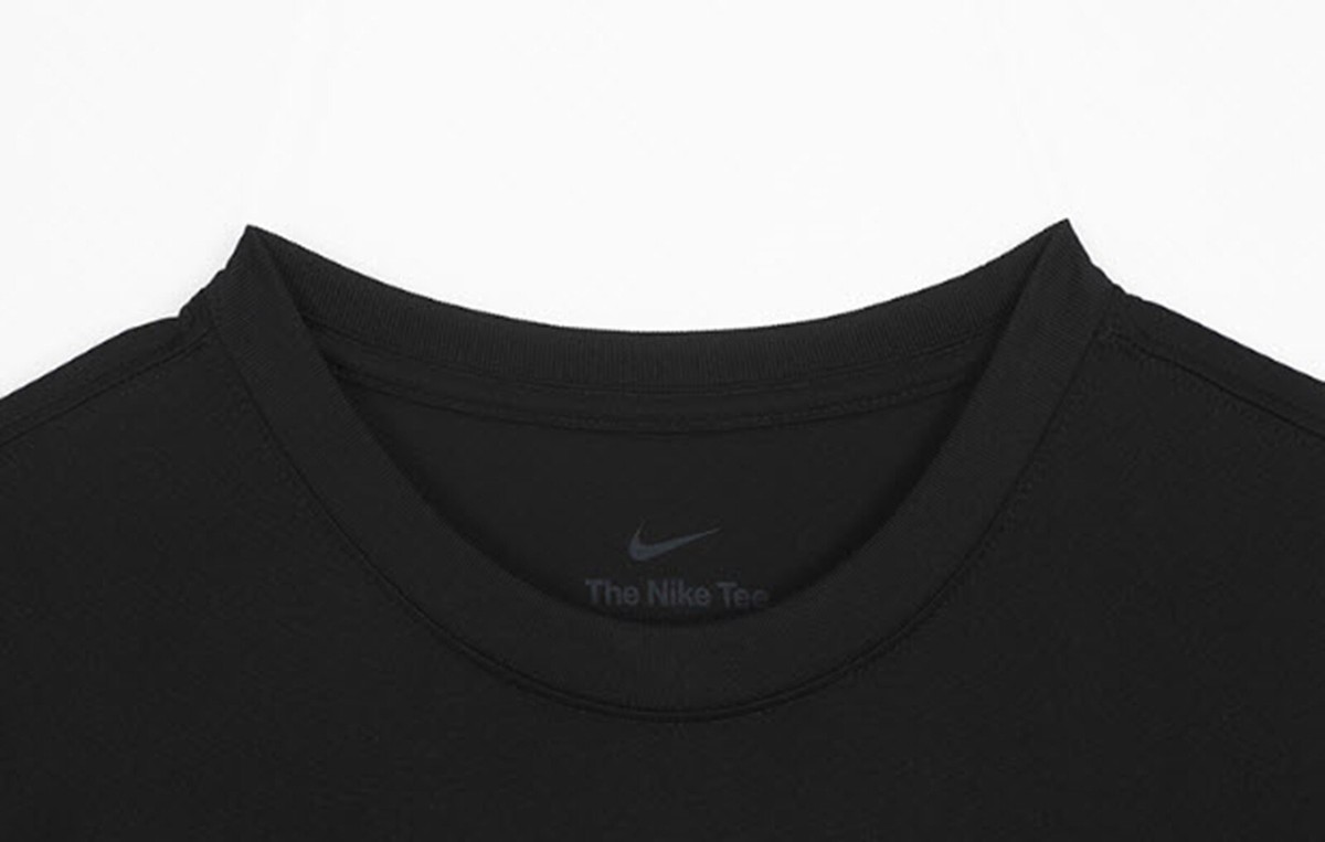 Nike Dri-FIT REIJNDERS 14 シャツ XL Nike Dri-FIT Legend Older Kids' Training T-Shirt. Nike ID