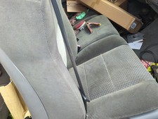 2001-2004 Ford F-250 Super Duty Passenger Front Seat Oem Hf9af 2001-2004 Ford F-250 Super Duty Passenger Front Seat Oem Hf9af