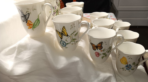 Set of 4 Lenox Porcelain Butterfly Meadow  12oz. Coffee Tea Cup Mug