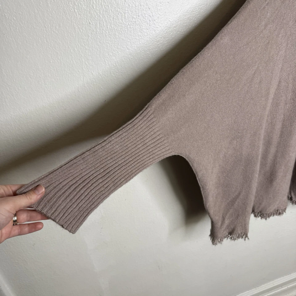 Jaki London Brown Soft Sweater Fringe Trim Women’s One Size  Viscose Minimalist - Image 3 of 4