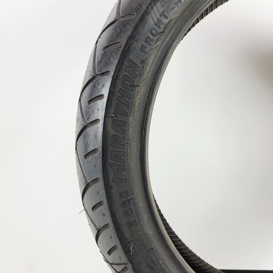 Neumático de moto ultra delantero Metzeler ME888 Marathon 130/70B-18 63H pared negro Foto 4 de 4