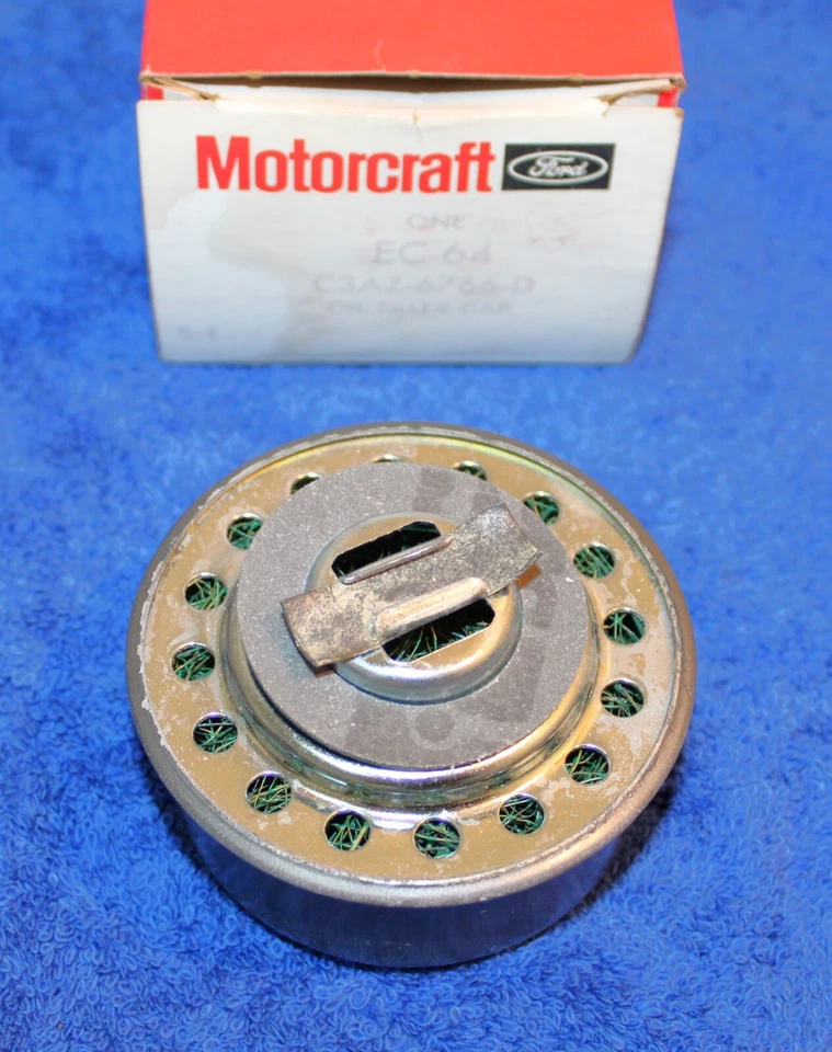 Ford 300 Custom 300 Galaxie 1963 1964 NOS 223 6 cilindros tapa de llenado de aceite Foto 3 de 3