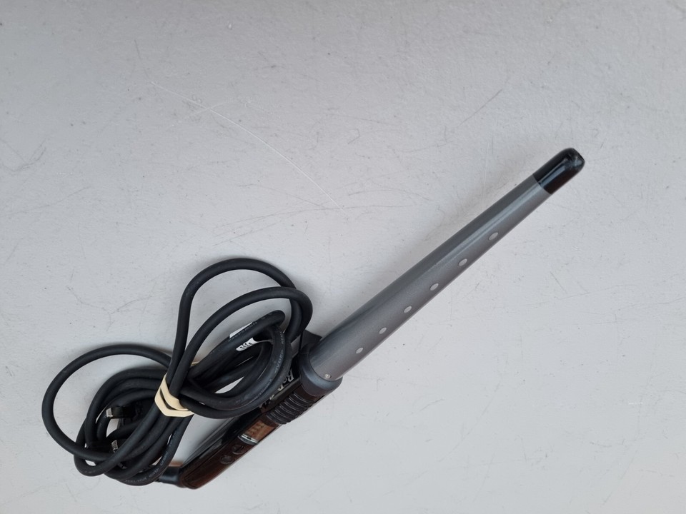 Joblot of 2 BaByliss Pro 2285CU Conical Ceramic Hair Curling Tong