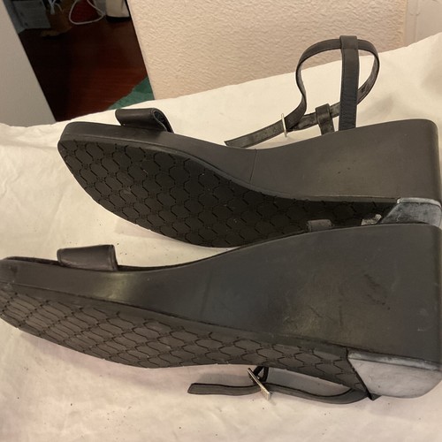 Ralph Lauren womans Black Leather Slingback Sandals sz 9 - Picture 4 of 5