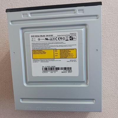Toshiba Samsung DVD Writer - Model SH-S182D/BEBE - Writemaster