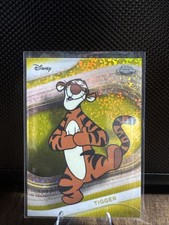 2025 Topps Chrome Disney Tigger #142 Yellow Mini Diamonds SSP