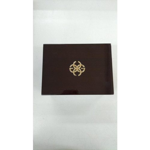 GOLDEN CONCEPT Apple Watch Case EV-44 - Picture 13 of 15
