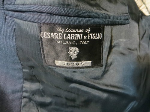 VTG Cesare Larini E Figlio Mens Navy Blue 2 button shimmery suit Euc - Picture 3 of 11