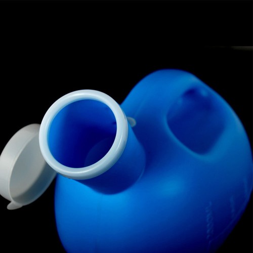 2000ML Men Portable Potty Pee Bottle 130 Cm Tube Hospital Male Urinal Collector