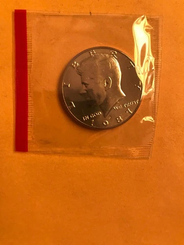 1987 P+D KENNEDY HALF UNCIRCULATED STILL IN MINT CELLO L@@K