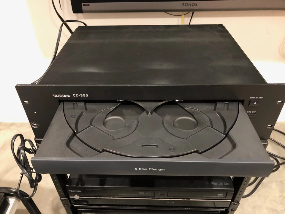 Tascam CD-355 Vintage 5 Disc Compact Disk Changer Professional Rack Mount - NICE - Image 4 of 4
