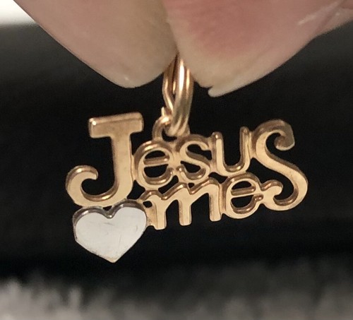 Jesus Loves Me Heart 14K Gold Pendant Charm - Picture 2 of 7