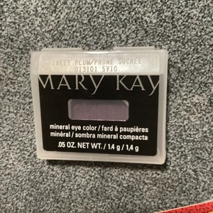 Mary Kay Mineral Eye Color ~ Sweet Plum ~ Discontinued ~ New in Package 