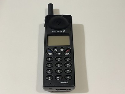Ericsson TH688 Black   Vintage Mobile Phone Rare For collectables