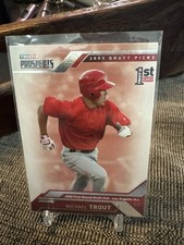Mike Trout Rookie Cards Checklist and Autographed Memorabilia Guide 30