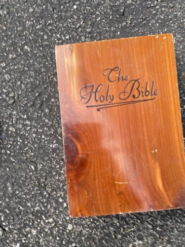 Vintage Holy Bible Wooden Box Case With Bible AA - Picture 1 of 9