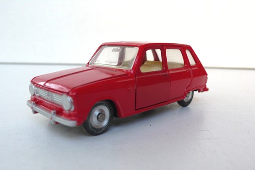 DINKY TOYS FRANCE RENAULT R6 REF 1416 1974 TRÈS BON ÉTAT - Imagen 3 de 7