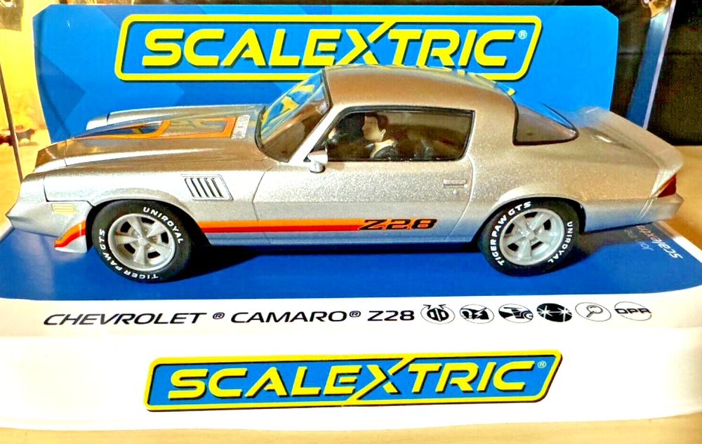 1 32 SCALEXTRIC C4227  SILVER CHEVY CAMARO Z28 slot car