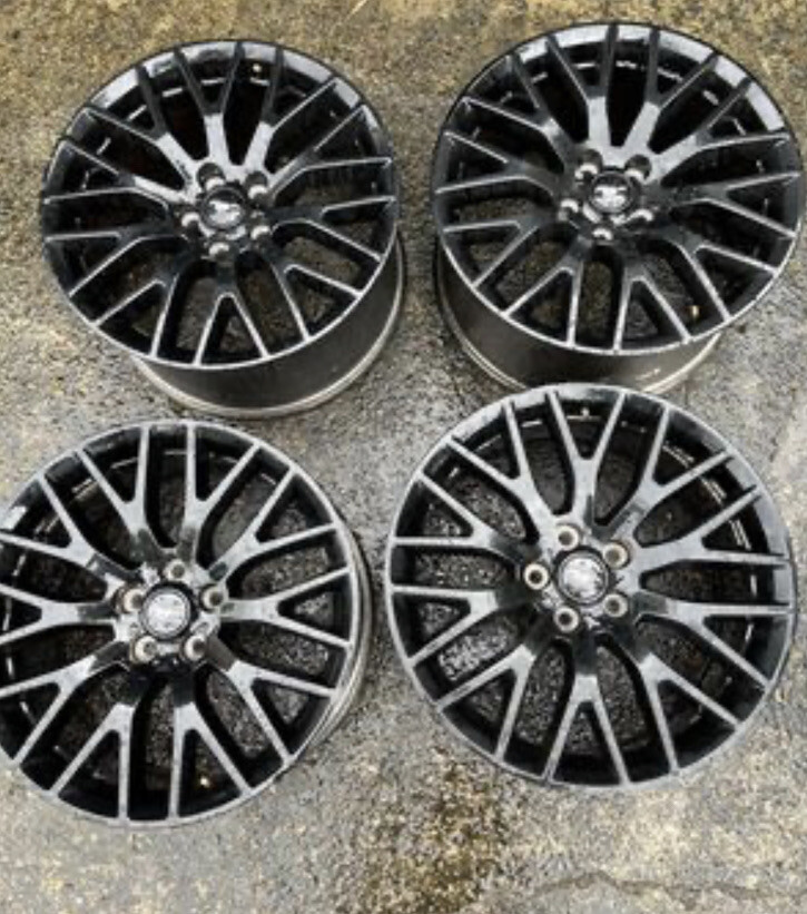 SET OF 4 GENUINE 19" STAGGERED FORD MUSTANG WHEELS eBay