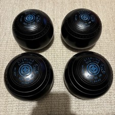 Almark Sterling Slim-Line, Size 00 HM, Set of 4 Lawn Bowls