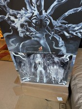 Hot Toys VGM69 Spider-Man 2 Peter Parker  1/6 Figure Anti-Venom Suit SOLD OUT