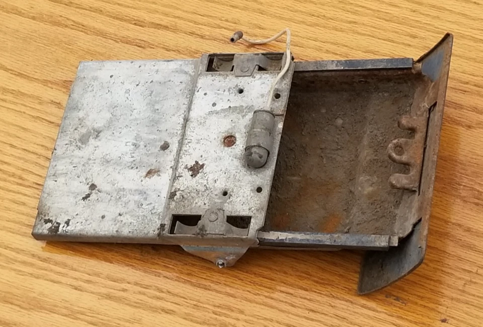 Ash Tray Assy 64 1964 Mercury Montclair Monterey Marauder Parklane Hardtop 63 - Image 2 of 4