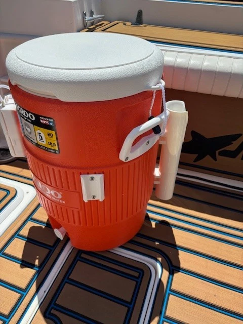 Enfriador de cebo aireador de pozo vivo soporte de varilla de iglú de 25 cuartos (Nuevo) Foto 2 de 4