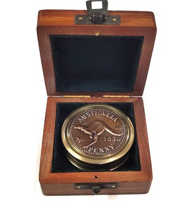 2'' Australian Penny compass vintage brass compass with wooden box working item
