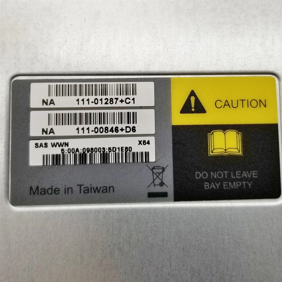 NetApp 111-01287+C1 Disk Array Controller Module (FAS22X0) 111-00846+D6 Lote de 2 Foto 2 de 4