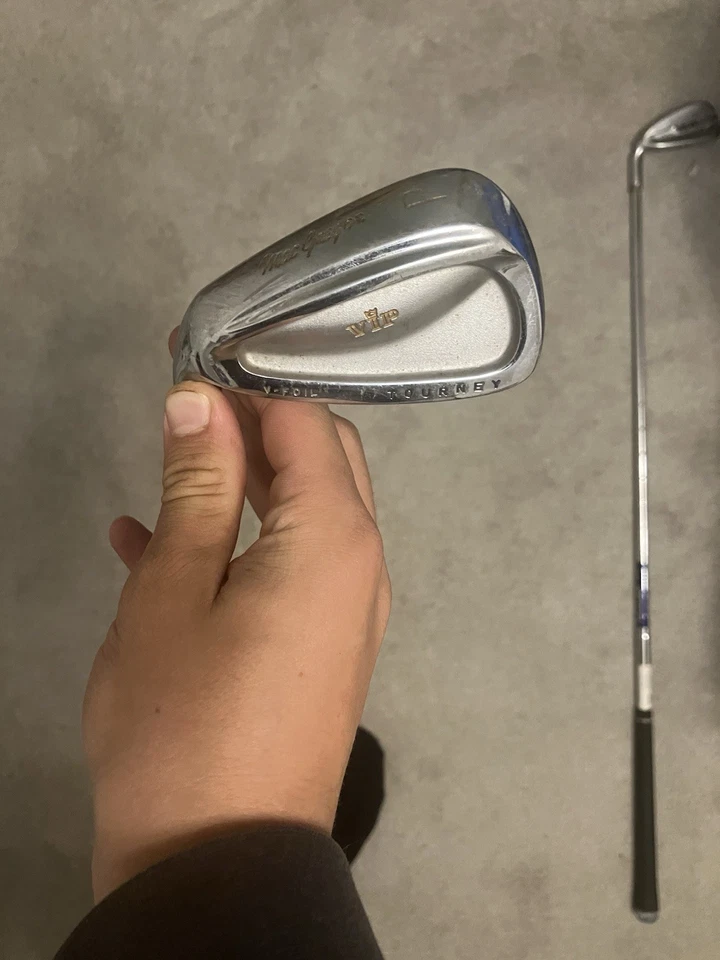 Men’s Left handed Macgregor Tourney T Foil VIP Pitching Wedge - Image 3 of 4