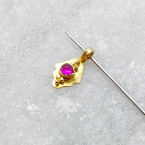 9x5mm 18k Yellow Gold Charm Pendant Treated Tourmaline Mother's Day Gift - Image 2 of 4