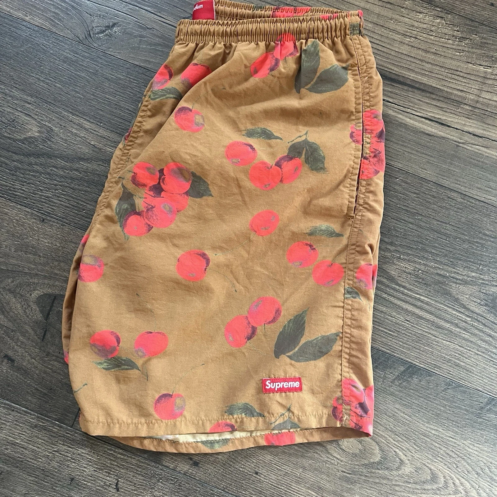 Short de bain Supreme nylon eau marron cerise taille Medium (SS19)