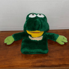 Vintage Dakin green frog hand puppet 1985 bowtie frog plush hand puppet