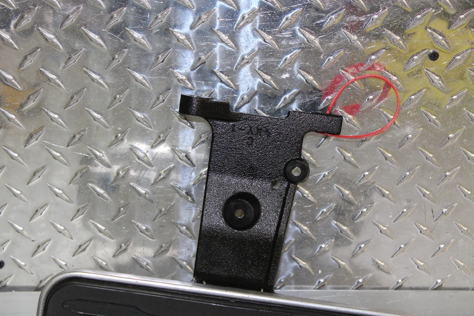 Yamaha Royal Star XVZ1300AT 1999 suelo delantero izquierdo 4xy-27410-10-00 Foto 2 de 4