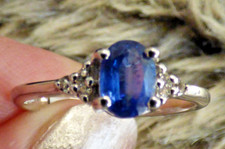 Schöner nepalesischer Kyanit Ring