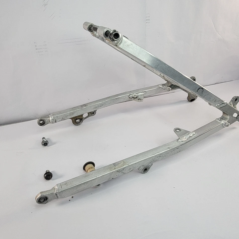 Subchasis trasero Yamaha YZ250F YZ450F 2008-2009 OEM 5XC-21190-L0-00 Foto 2 de 4