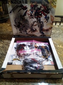 2006  LEGO BIONICLE: Vezon & Kardas (10204)   INCOMPLETE, PARTS ONLY!!!! REPAIRS