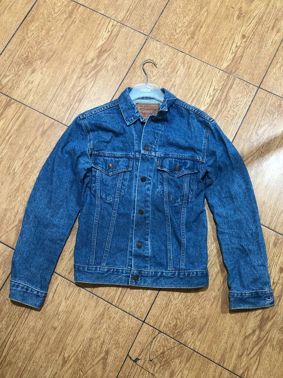 Vintage Levis Jacket Mens 38 Blue Denim Made USA Distressed Cuffs 90s
Opens in a new window or tab